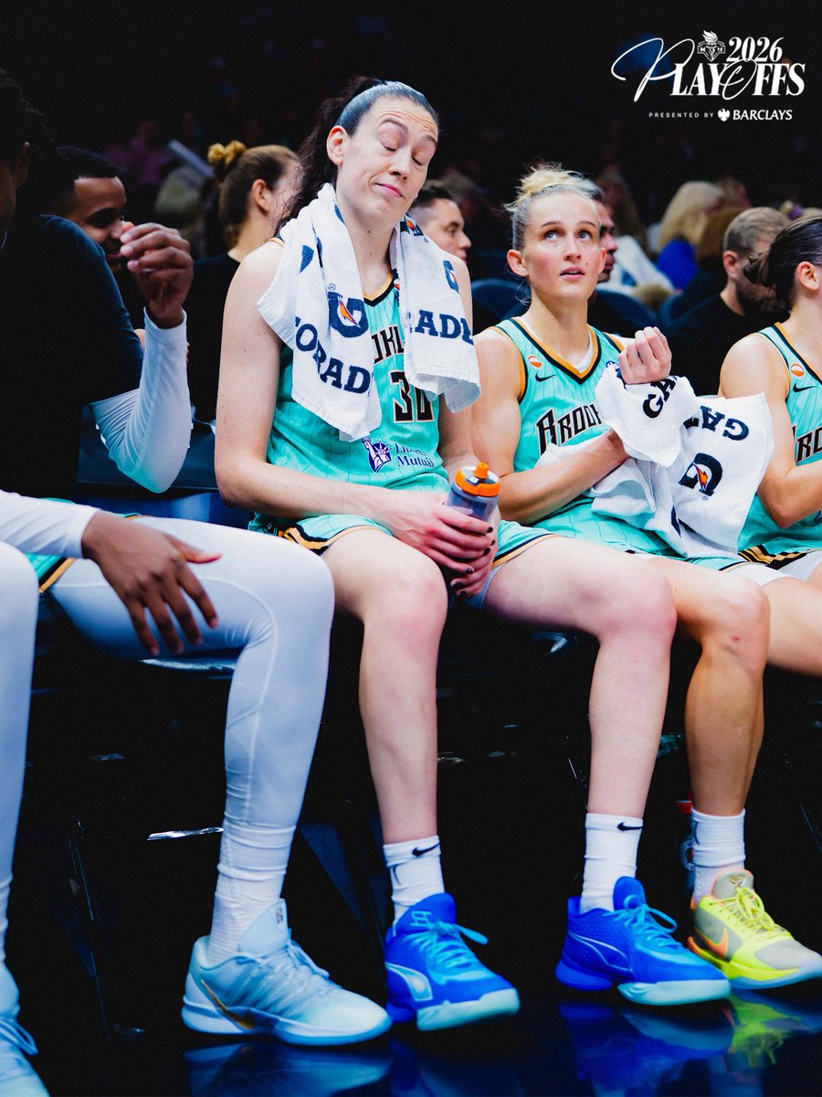 nyliberty's tweet photo. When they saying you’re the 🐐 but you already know 🤷‍♀️ https://t.co/mNz7Yc58ba