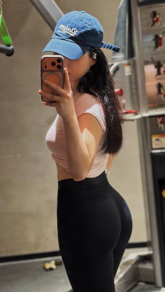 ShankarHCJPR's tweet photo. 没有好的搭子的时候要什么情绪价值，运动分泌多巴胺和内啡肽，快乐不就来了，没人疼的时候就多练，练完哪哪都疼，哈哈 https://t.co/enyOQ5mWvH