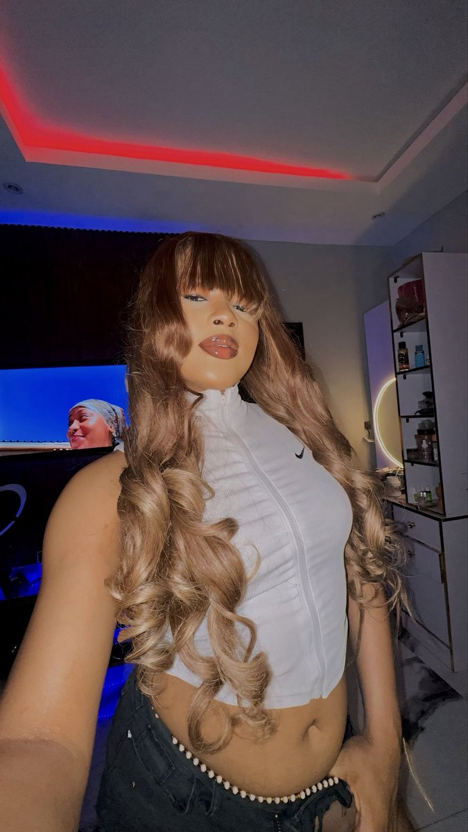 Adorablebaddi3's tweet photo. Would you Empty your crypto wallet for Me?
I bet you would 🙃

#golddigger #fypシ゚viral #trends #asa #model https://t.co/MdyZhG5Ydb