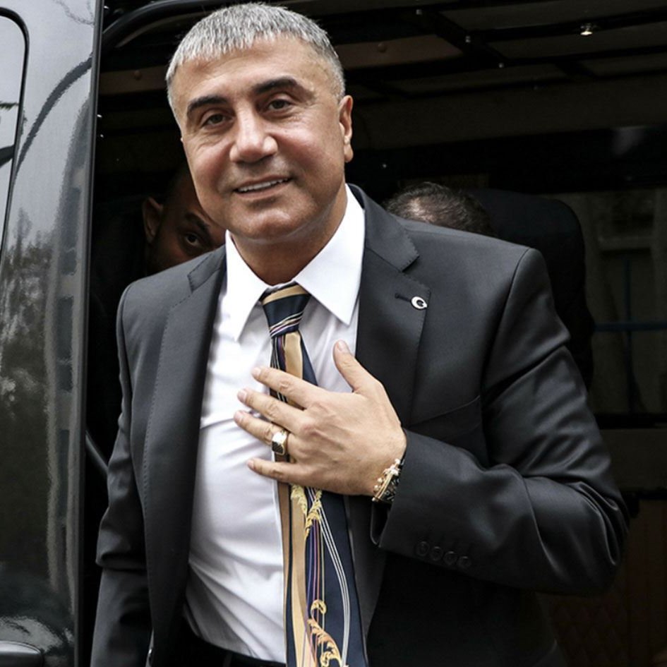Chtkrtt's tweet photo. ELBET BİR GÜN O GÜN ÇOK YAKIN 
MEMLEKETİN ÖZ EVLADI GELİYOR ..

REİS @sedat_peker 
#birumutturyaşamak 
#sedatpeker https://t.co/70Dc0XuLel
