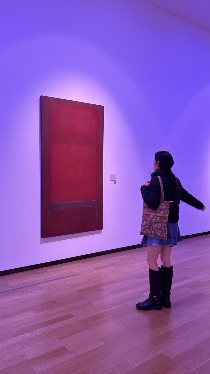 andxqueen's tweet photo. Finally got to see one of Mark Rothko's paintings IRL. 
Go see some art 🖌️ https://t.co/dUNUEykDq2