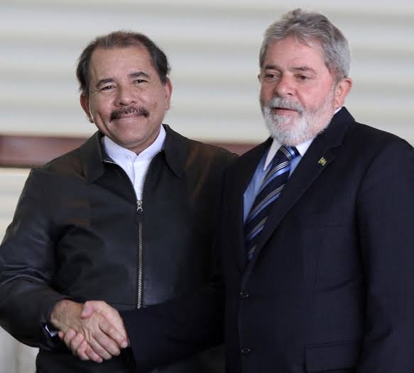 carlydamasceno2's tweet photo. Se É Liberdade de Expressão então bora começar https://t.co/DNISQ4jYoT