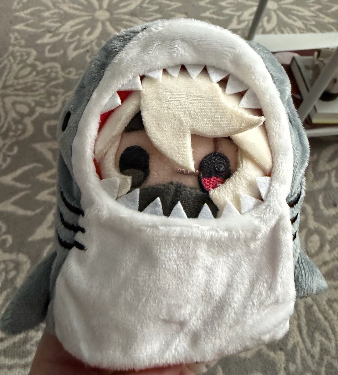 perhaps__maybe's tweet photo. etho ready for halloween… https://t.co/kBOXLoX9EK
