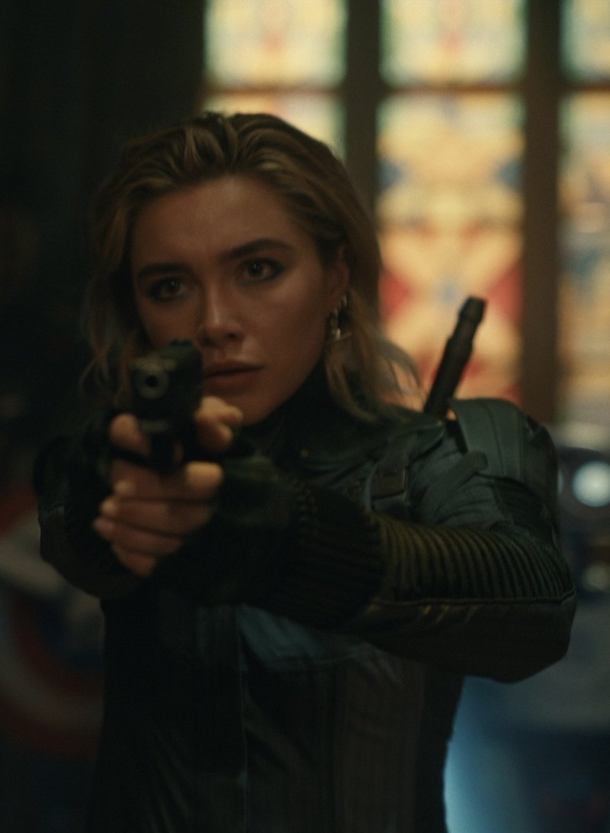 FilmUpdates's tweet photo. Florence Pugh reveals Ian McKellen was shocked when she told him she had never done a theater production on the set of ‘AVENGERS: DOOMSDAY’

“He was just absolutely horrified. And then he was like, ‘Patrick! Patrick! She’s never done a play!’ I really horrified them.”

(Via @VanityFair)