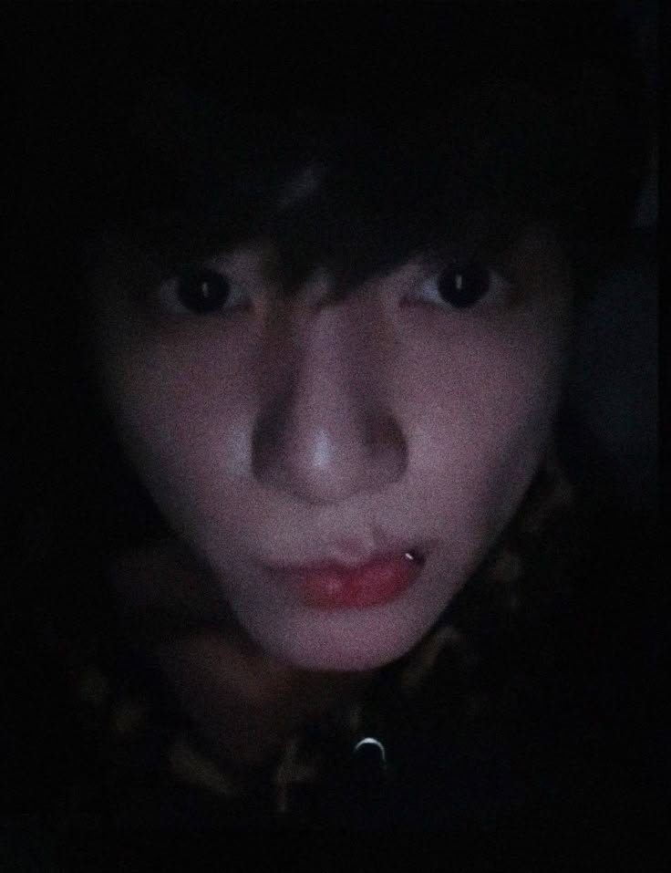 97STARRYKOO's tweet photo. biggest crush 💘 https://t.co/KX1XjteYTv