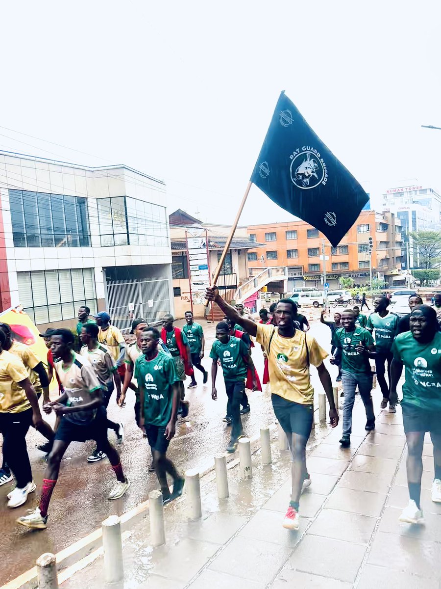 MitchellHallMAK's tweet photo. We flagged off in heavy rains earlier this morning as we Ran the Hills for future🔥. 
This was the Makerere Mitchell Marathon 🏃. 
If you think you can handle the Mitchell intensity, you’re granted one free trial BUT the Capital has no soft landing 🐀. #2026makereremarathon #makereremarathon #RGB