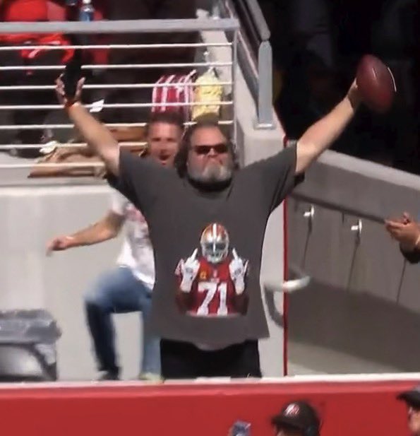 TheSFNiners's tweet photo. A vibe https://t.co/nIEqzd1vp9
