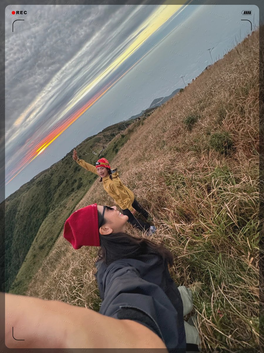 IleneCawk's tweet photo. La actividad física diaria de solo 30 minutos y una dieta equilibrada fortalecen tu sistema inmunológico y mejoran tu estado de ánimo. Empieza hoy! https://t.co/CUIzrVr66d