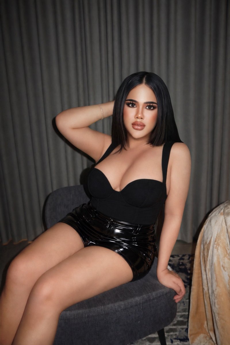 glieticn's tweet photo. #ladyboy_bahrain ❤️
#ladyboy_Juffair ❤️
#ladyboy_manama ❤️ https://t.co/g2n6rToNQK