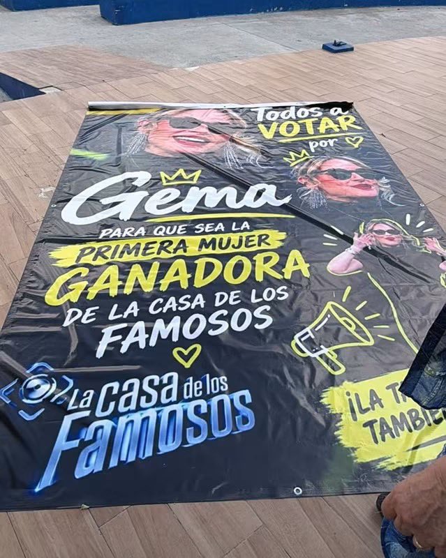 Kouferis's tweet photo. Así van los preparativos para la gala de hoy en la plaza principal de Valle Hermoso #LCDLFMx #LaCasaDeLosFamososMéxicoMx https://t.co/fzubWA6gXX