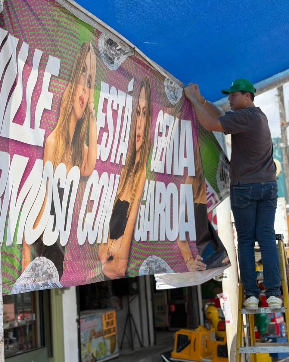 Kouferis's tweet photo. Así van los preparativos para la gala de hoy en la plaza principal de Valle Hermoso #LCDLFMx #LaCasaDeLosFamososMéxicoMx https://t.co/fzubWA6gXX