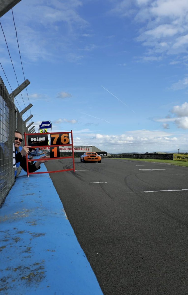 susiebear78's tweet photo. Fantastic day & night racing at Knockhill! Won my Modern classics race (daytime, lovely sunshine!) & finished first in class in the night race (wet, with little to no grip!!) #becauseracecar #lotus #elise #CSCC #knockhill #winner ๐ด๓ ง๓ ข๓ ณ๓ ฃ๓ ด๓ ฟ๐๐ https://t.co/xkFMctQavE