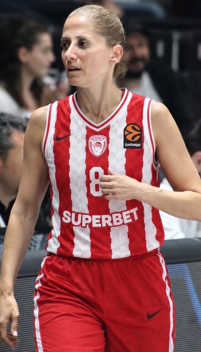 GreekEagler's tweet photo. Αδιαμφισβήτητα οι καλύτερη μεταγραφή στο ελληνικό μπάσκετ την έχει ολυμπιακόs, που σε συνεργασία με το καφετζή κάνουν το #ελληνικό #μπάσκετ καλύτερο .
#final4 #supercup #paobc #osfpbc #paokbc #aekbc https://t.co/1GVNULfqJZ