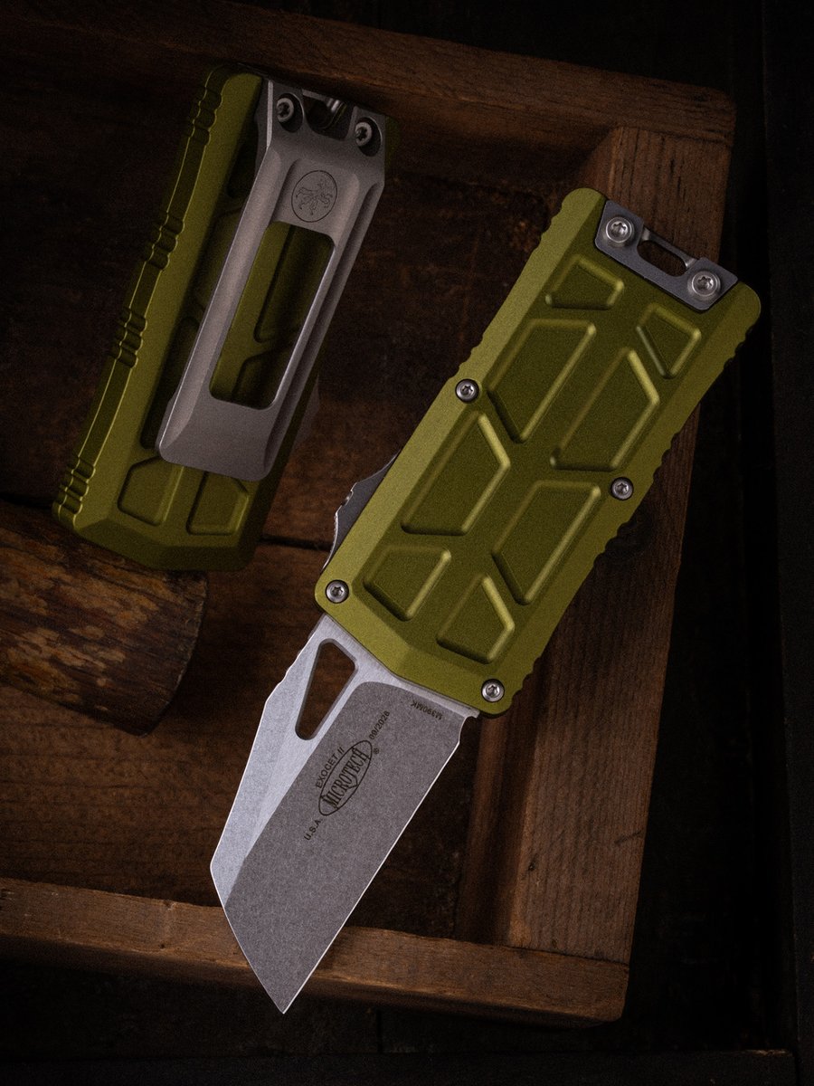 microtechknives's tweet photo. The Exocet® II featuring a stonewashed standard edge Wharncliffe blade housed in an OD Green chassis.
With a workhorse blade, money clip, and compact size, the Exocet® II says more with less.
SKU: 1156-10OD
#Microtech #Knives #EDC #OTF #Design #MadeInAmerica #Popular https://t.co/QZfj3WFM9r