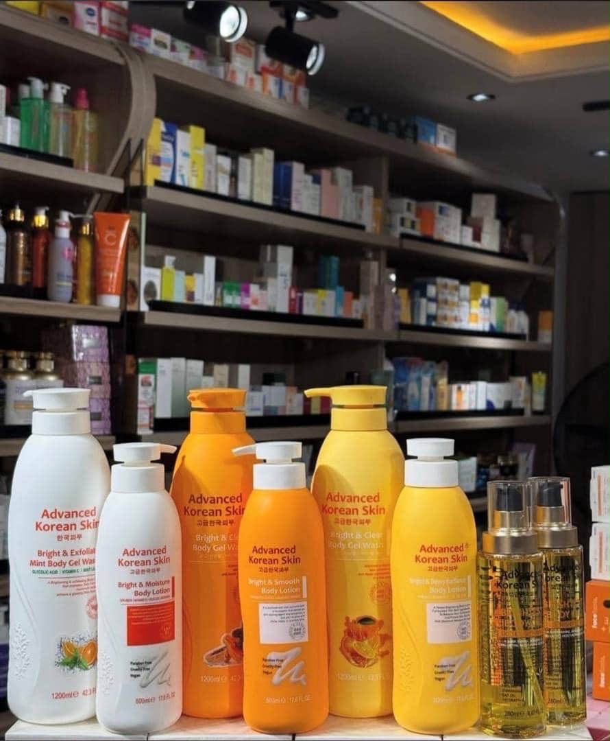 Nazeephy_'s tweet photo. I’d like to become your cosmetics supplier. 🤝😎 https://t.co/sxY9gPr8B1