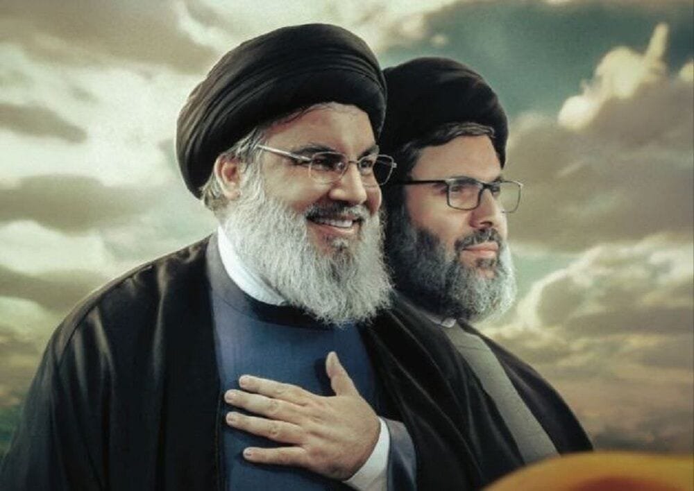 mtf9296's tweet photo. فجيعة الأمة باستشهاد السيدين جرح غائر في الخاصرة، لكنها أعطت المسيرة نفساً ثورياً متجدداً. ما هان هذا الخط وما تراجع، بل نهض من تحت الركام أشد بأساً وإصراراً.
#ذكرى_شهادة_سيد_المقاومة
#سيد_الجنوب https://t.co/wOnKSzP2B2