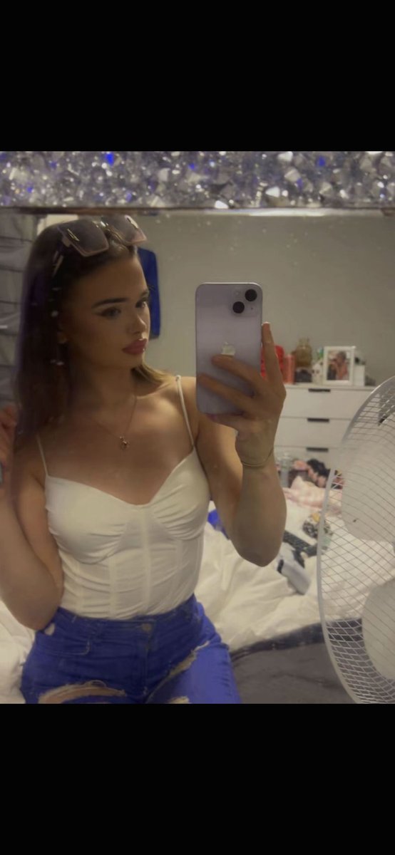 irl_exposer_2's tweet photo. Paige 19 submitted by myself https://t.co/xAhw1vIaIc