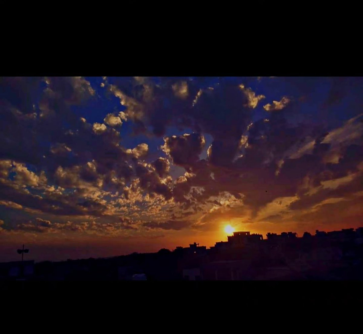 ChetBenacrwff's tweet photo. Golden hour! https://t.co/xQLKe0Q79d