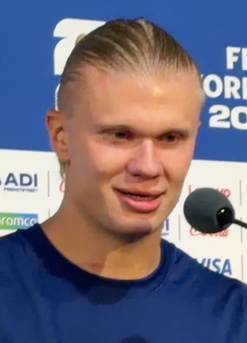 tomisinfcb's tweet photo. 🚨🗣️ Erling Haaland on what João Félix told him after the final whistle:

“After the final whistle, João came over to me and said something that honestly surprised me.

He told me, ‘Erling, if Manchester City are ever punished because of the 115 charges and you decide you want to leave, you should go to Barcelona.’

I laughed at first because he was so direct. But then he explained why he thought Barcelona would be the right club for me if that situation ever happened.

Obviously, I'm not thinking about leaving. I'm focused on Manchester City and what I can achieve here.

But João knows Barcelona, and when a friend gives you advice like that, you listen.

He just smiled and said, ‘If that day ever comes, you already know where you should go.’”