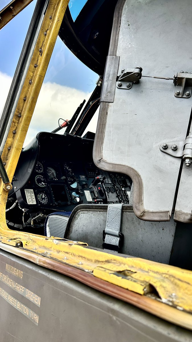 skelikk's tweet photo. Got to sit in a military helicopter cockpit at Bückeburg Air Base during an open day. Old-school analog gauges everywhere. 

#aviation #helicopter #avgeek https://t.co/6NdaSscebu