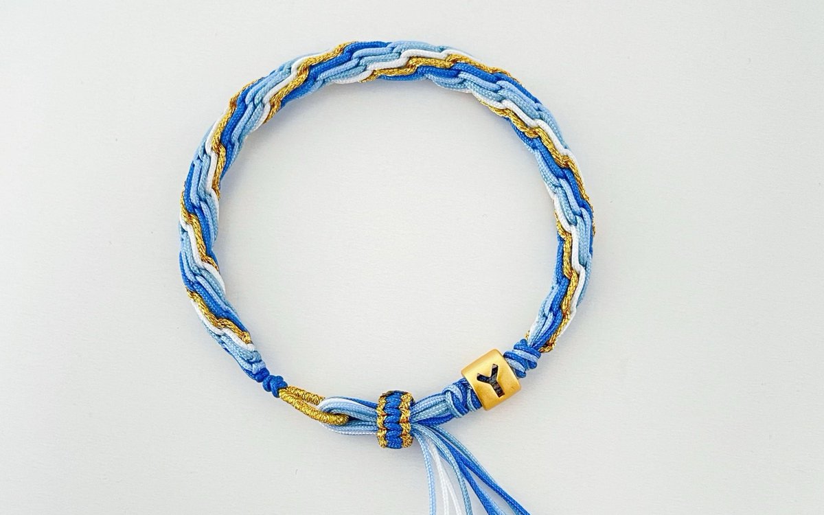 Karimabitt's tweet photo. Hoy hice una pulsera de cuentos con hilos coloridos, es súper fácil y ideal para regalar! ， https://t.co/UQWPj3L5Mu