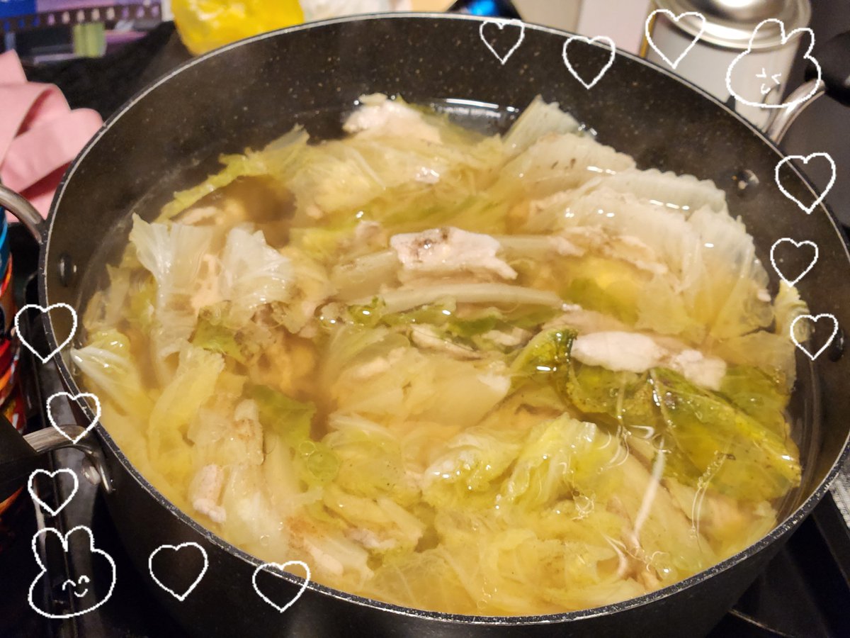 suiminn1606's tweet photo. きのぅのはいしんちながらの
ミルフィーユ鍋🍲
載せとく(  . .)"

おいちかたŧ‹"ŧ‹"(*´༥` *)ŧ‹"ŧ‹"

きょうわ残りのすーぷで
きしめんやるよてい(ง  ᵕωᵕ)ว♪ https://t.co/0ZmTS3YtiJ