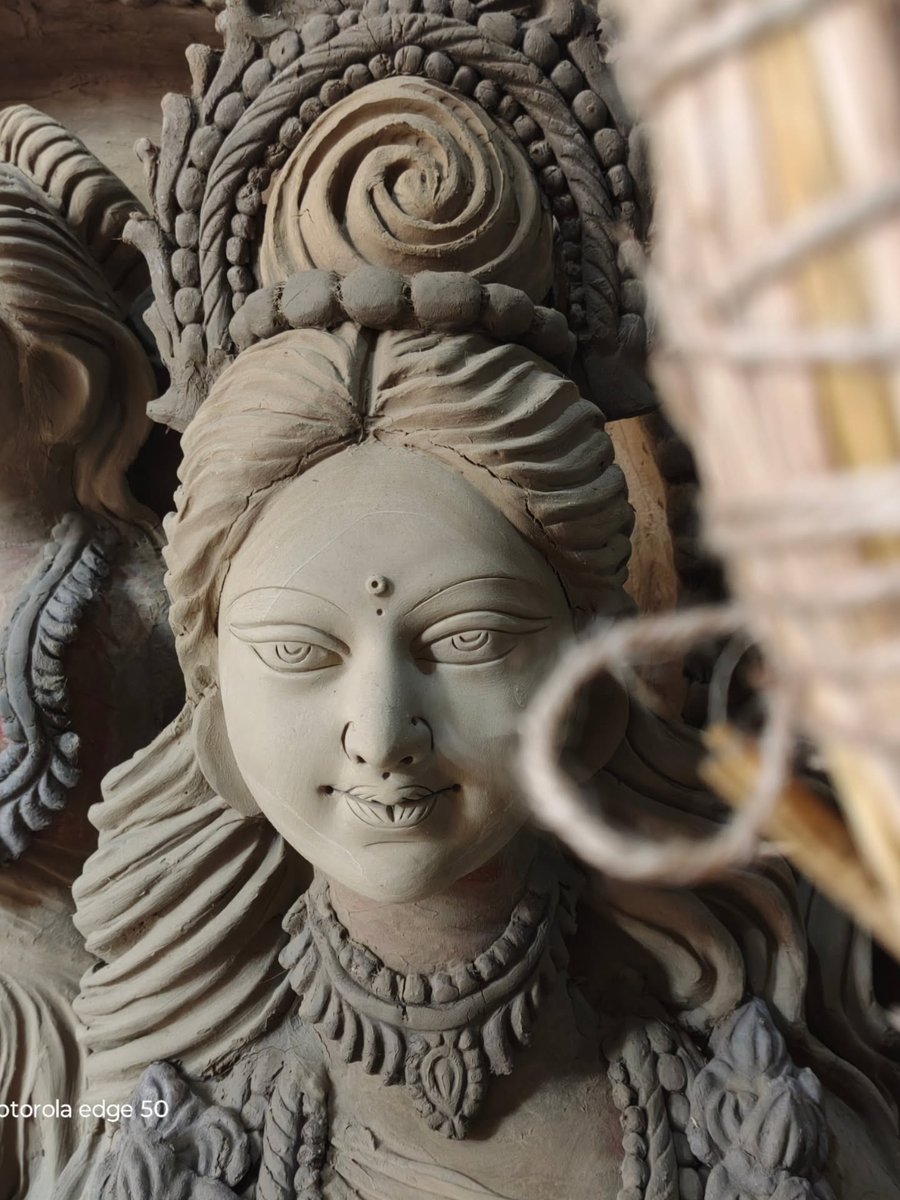 AnikaHandkins's tweet photo. Goddess Saraswati, the embodiment of knowledge, art, and music, is taking shape at Dhaniya Baghicha in Gaya. Every line reflects devotion, every touch carries faith. Her divine idol is being crafted for Saraswati Puja on January 23, 2026. May her https://t.co/ZAxktd7Mfy
