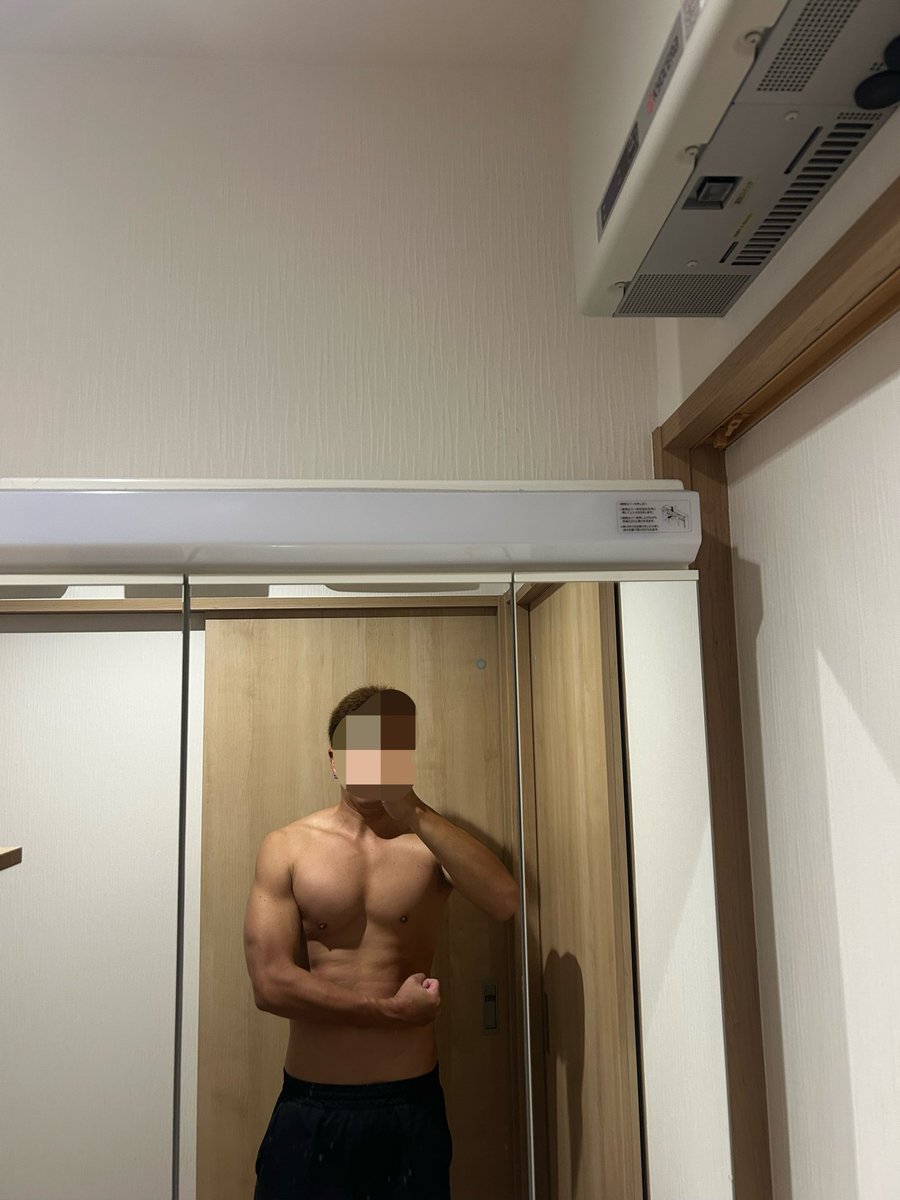 benitore_camp's tweet photo. 今日は胸トレをしました💪

月曜日張り切って仕事行きます🫡 https://t.co/v1NTEXWOX5
