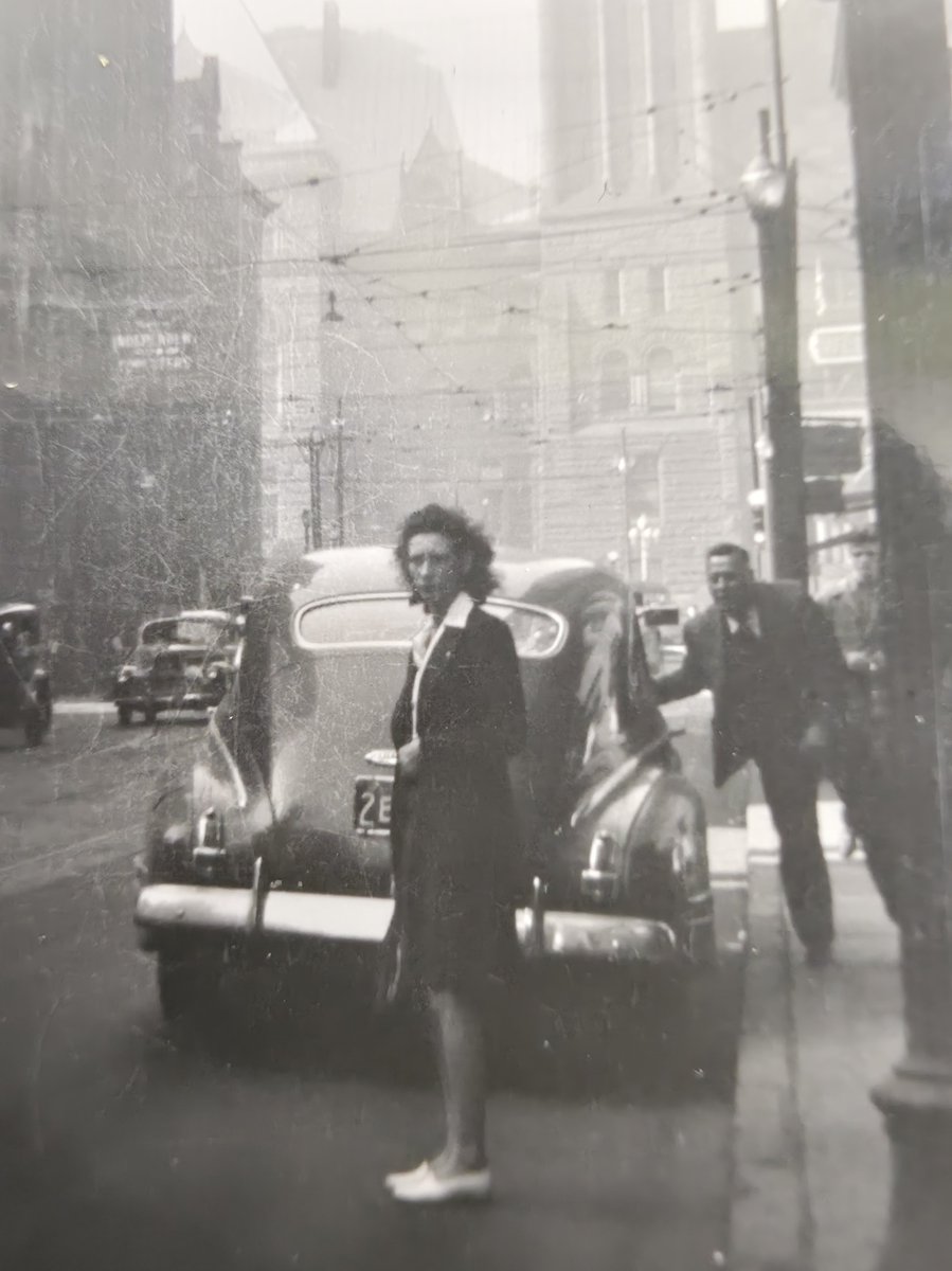 TorontoPast's tweet photo. Toronto Snap Shot: Bay St South of Richmond St.

Toronto Snap Shot: Bay St South of Richmond St.

Can you guess approximately what year this was taken ? ( Hint: the car on the left indicates the earliest possible date ).

Share in the comments 👇 https://t.co/hJlquleM6H