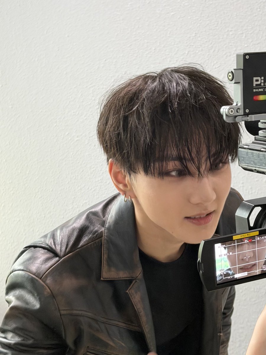 enhystwt's tweet photo. @cottoncanent ㅤ  ᅠㅤ  ᅠ
ㅤ  ᅠ
ㅤㅤ          ᅠ  . 𖥔  ݁ 🦇  eyǝs o𝖕e𝕟ed  𝕚n 
ㅤ   ㅤ              𝖉a𝕣𝑘nǝss  ཿ  ✺  ou𝕣  𝖋𝕚𝑙es 
ㅤ ㅤ                𝒍o͞o𝚔  𓇺  𝑛anna up𝔡a𝖙e !
ㅤ  ᅠ
ㅤ  ᅠ https://t.co/kxOivhblE2