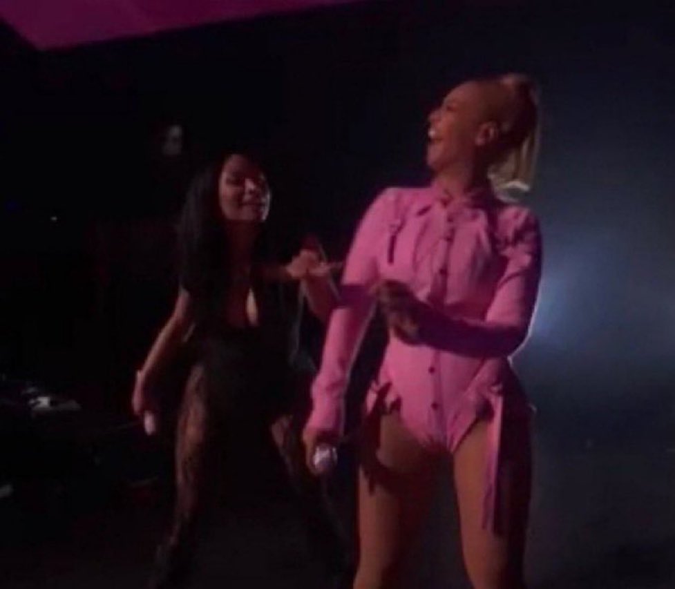 drebabys's tweet photo. BEYONCE WAS GETTING A GOOD ASS KIIIIII https://t.co/01tfHzQq4u