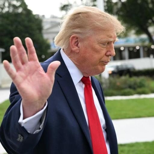 gusholderhaber's tweet photo. 🔴#SONDAKİKA Donald Trump, Hürmüz Boğazı'nın adını "Trump Boğazı" olarak değiştirdi. https://t.co/Qun2rv8zJT