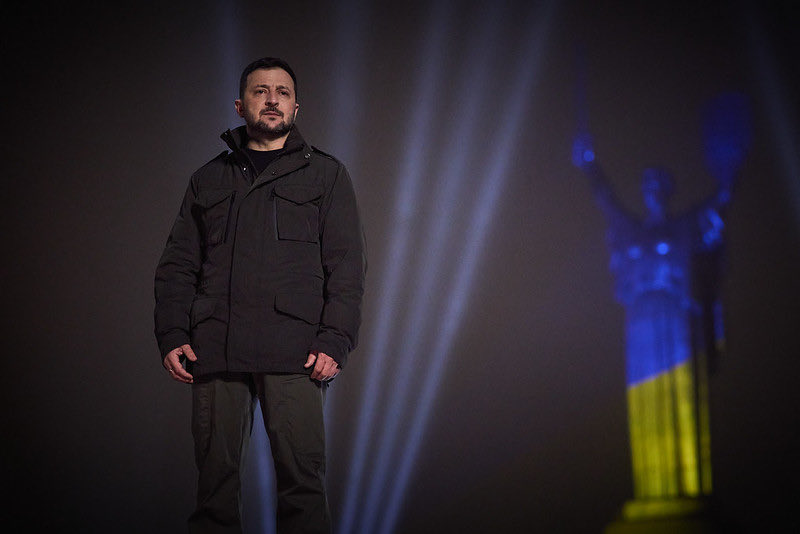 UnitedCanucks26's tweet photo. I’m a Canadian 🇨🇦 and I fully stand by @ZelenskyyUa! 🇺🇦
Do you? Retweet to show your solidarity with Ukraine. https://t.co/9JGNmGAIGo