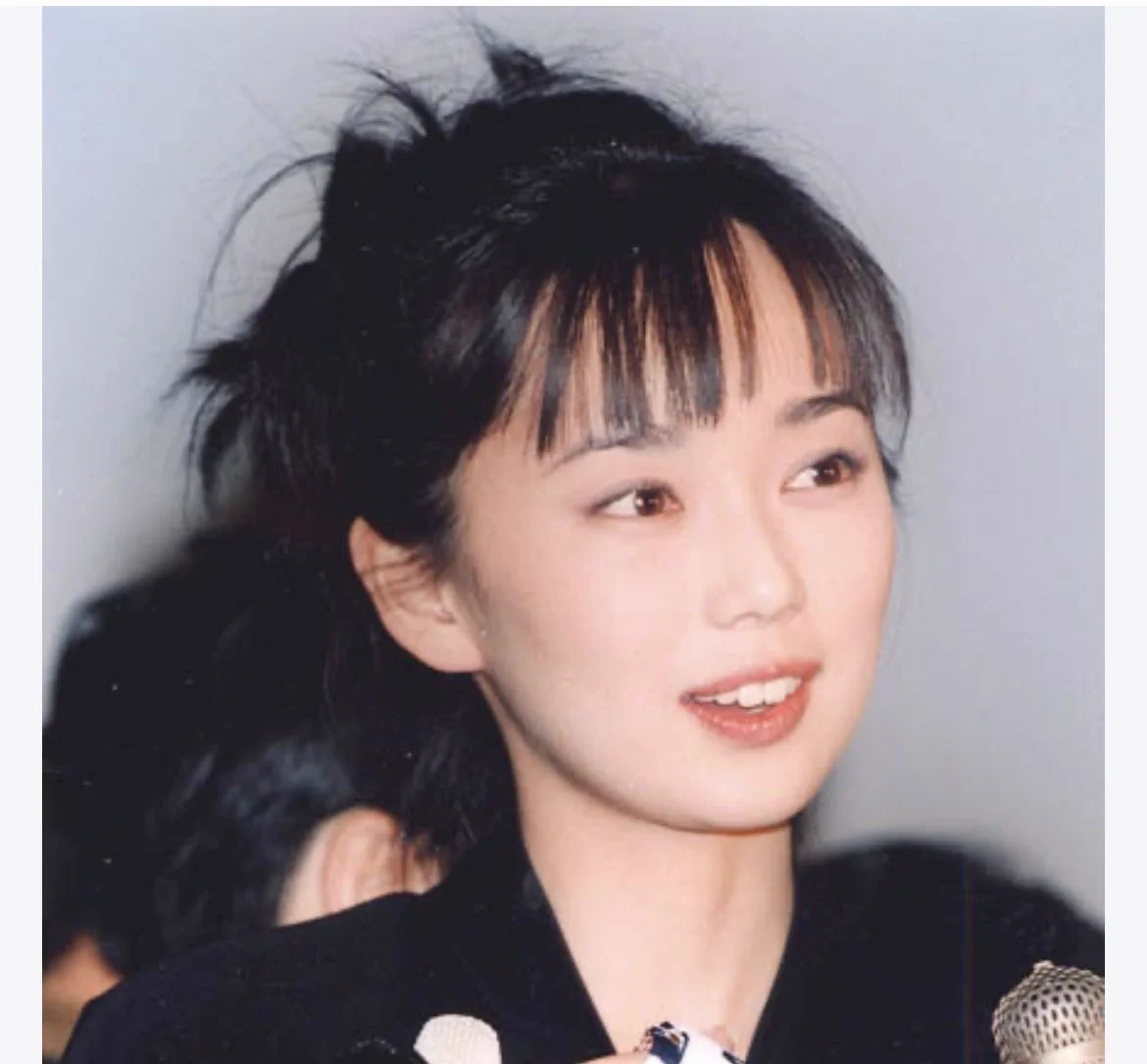 葉月里緒奈若い頃