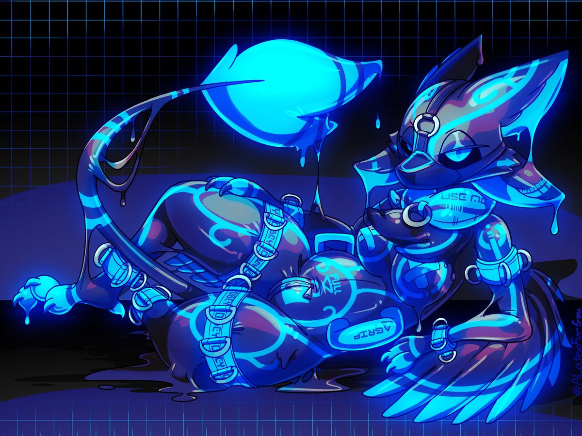 ALatexFurfrou's tweet photo. [C] for @Kabuwuki 
There seem to be an insurgence of Avali folk being kidnapped lately by unknown means... Tell your fethered friends be careful or they might be next...

#LatexFur #RubberFur https://t.co/gTcD1PQR1d
