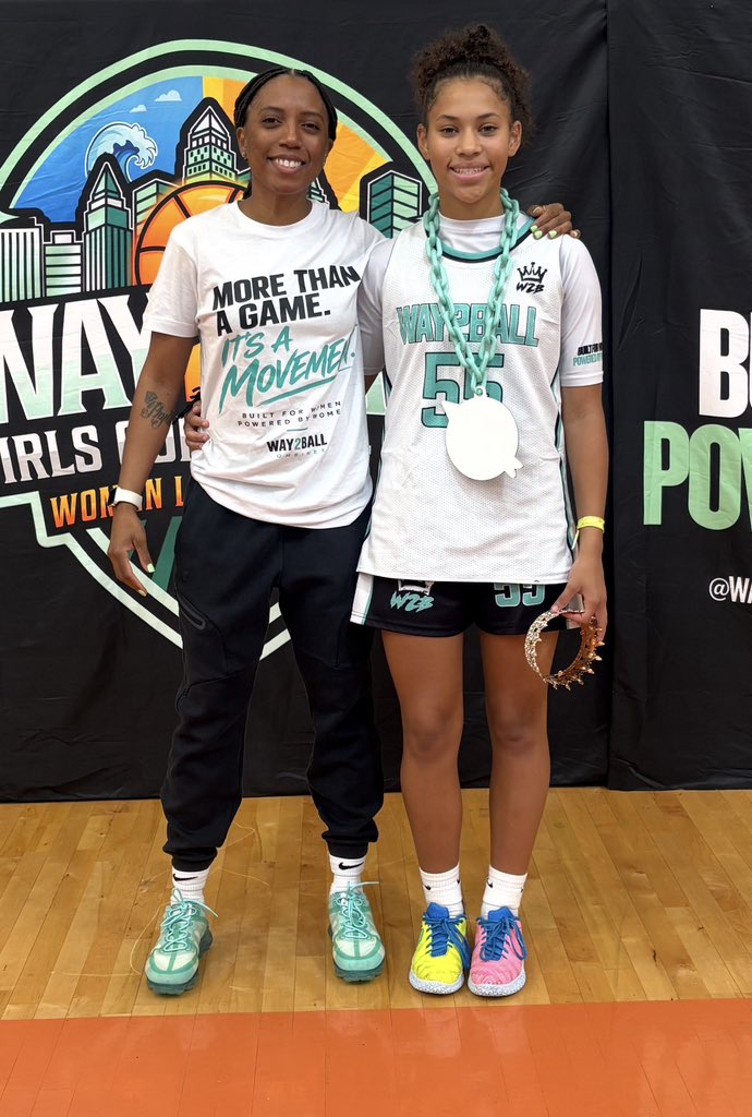 _TheLabATX's tweet photo. #Way2Ball Combine | Camp 🧾‼️

• Camp MVP 🏆
• 1:1 Queen Of The Court CHAMPION 🏆

#FromMichigan2Texas
#TheTAKEOVER🧾 
#WomenEmpowerment #AllWomansCamp #DTX 🔥 https://t.co/jjzRi4YGRE