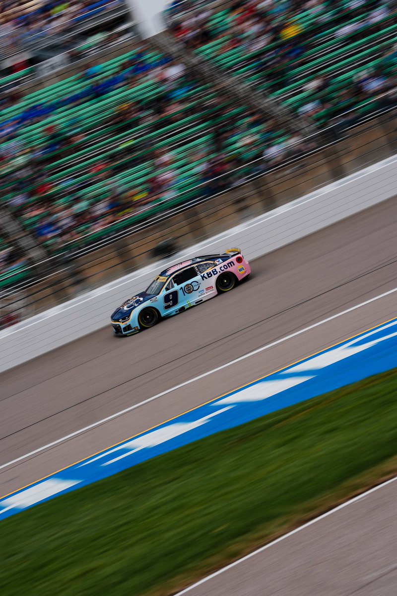 TeamHendrick's tweet photo. 😍 https://t.co/DWMg5iNQ2j