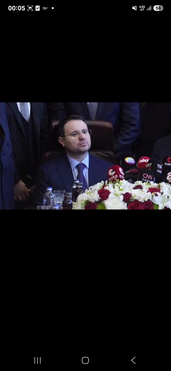 Allah99Muhammed's tweet photo. Allahın hüküm ve adaletini yok sayıp Allahtan daha adaletliyim diyerek  adalet bakanı olmuş biridir
Allahın gözünde böyle.

Yasin/8.ayet
Onların boyunlarına demir halkalar geçirdik, o halkalar çenelerine dayanmıştır. Bu sebeple kafaları yukarıya kalkık durumdadır.
Akın Gürlek https://t.co/tOkr8FhtMo