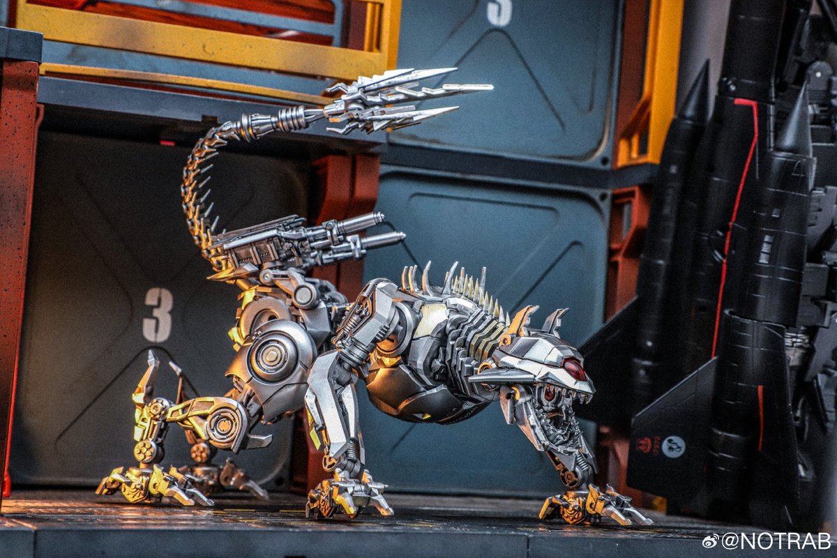 tfw2005's tweet photo. Killerbody Movie Rediscovery Project MRP-04 Transformers Revenge Of The Fallen Ravage In-Hand Images https://t.co/00BYFCQ6Dc https://t.co/1yHDnEeLZs