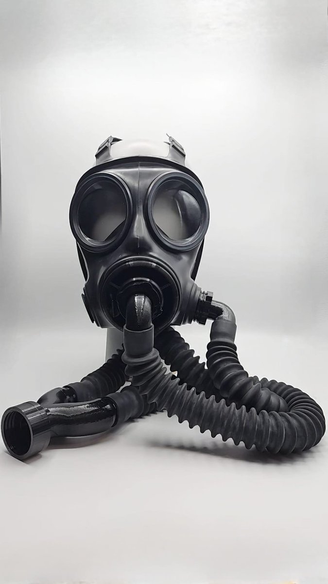 kinkyrubberdoc's tweet photo. Your S10 or FM12 deserves an upgrade.
Front threaded port + Y-form hose. Easy to install. Big visual impact.
🖤 https://t.co/G7F6Fjjmbl https://t.co/RN7JpErggq