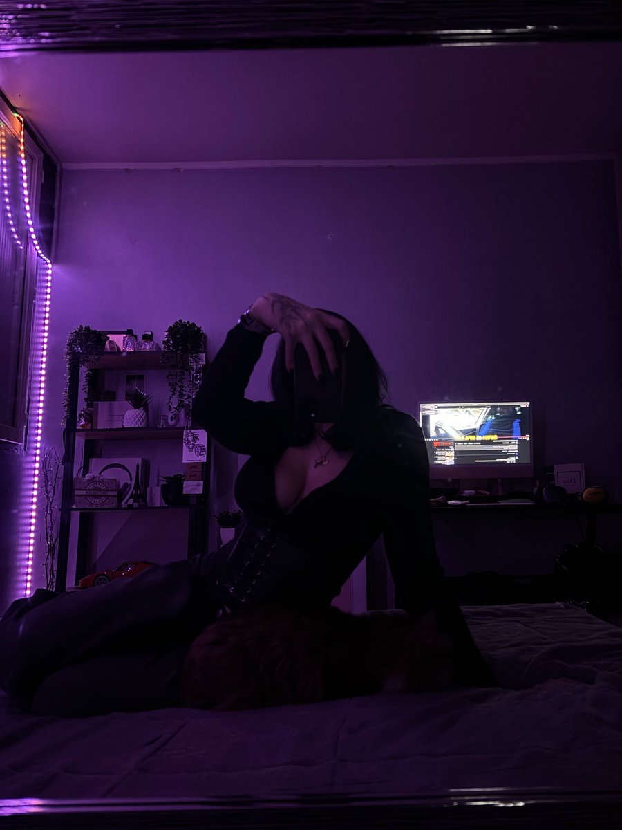 ogothx4's tweet photo. 💜 https://t.co/k0UnlN7bhB