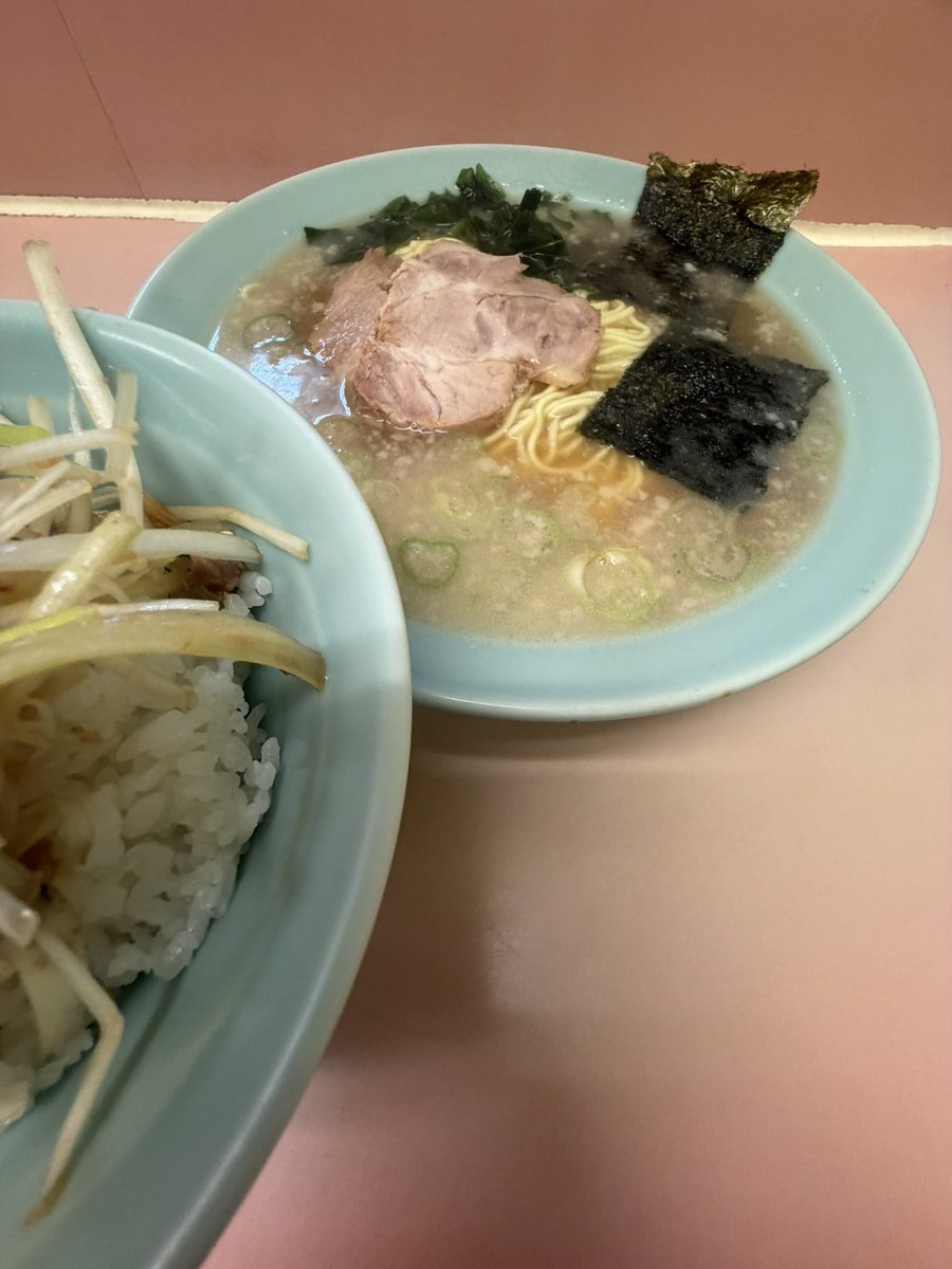 harada_tomohiro's tweet photo. 9/28 週明 𝙼𝚘𝚗. 朝ﾗｰﾒﾝ
ﾗｰﾒﾝｼｮｯﾌﾟ椿 新奥多摩街道店
ｲﾁｲﾁ(ﾗｰﾒﾝ×1 ﾈｷﾞﾗｲｽ×1)

#羽村 #小作台 #飯能 #ﾗｰﾒﾝｼｮｯﾌﾟ #新奥多摩街道店 #ﾗｰﾒﾝｼｮｯﾌﾟ愛好会 #ﾗｰﾒﾝｼｮｯﾌﾟ同好会 #多摩組 #ｲﾁｲﾁ #ﾗｰﾒﾝ #ﾈｷﾞﾗｲｽ https://t.co/IbYr8ed2dj
