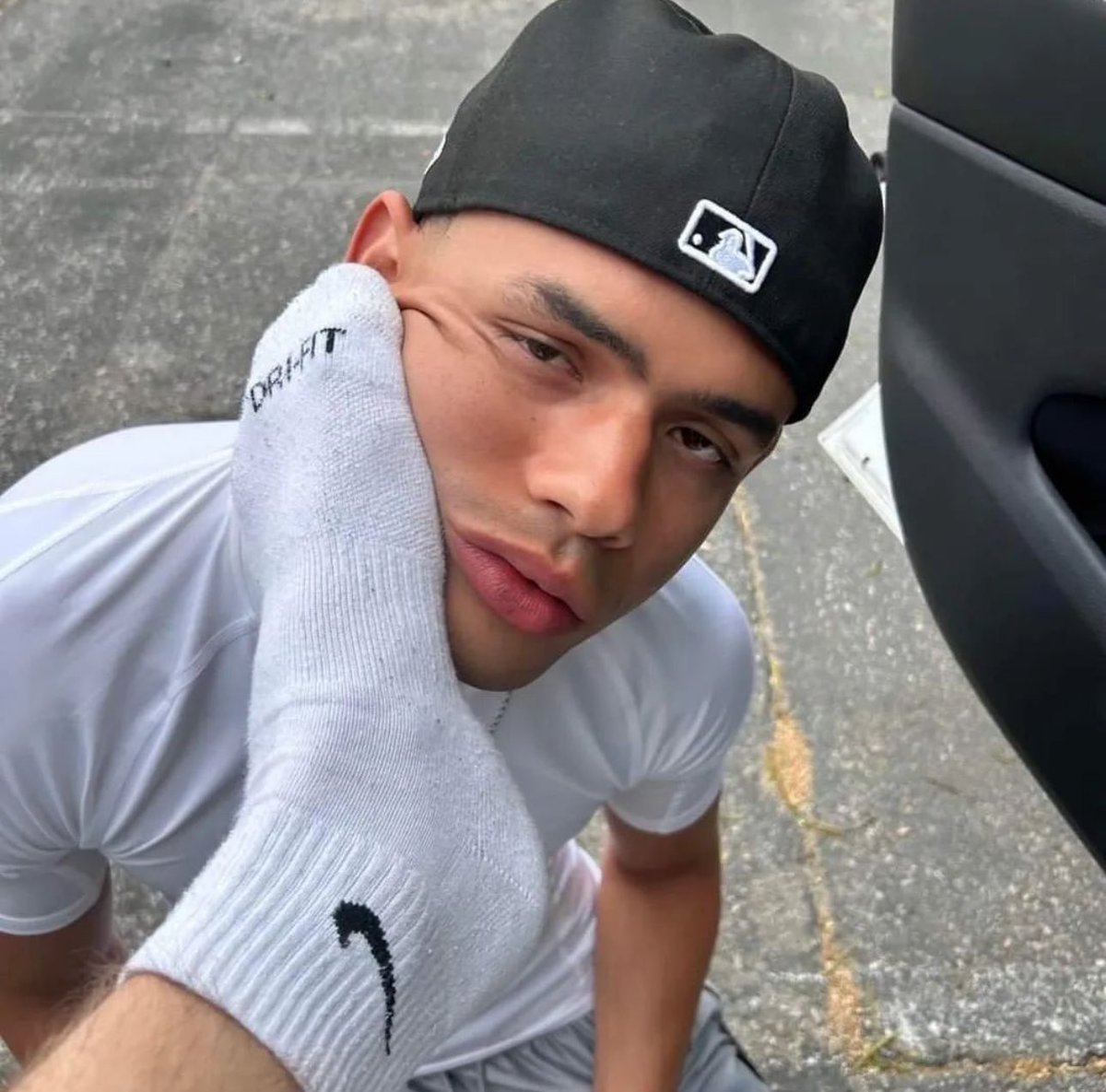 jackhunterwet's tweet photo. RT this and we will send the video to random people who did 😈 https://t.co/jwTxsG1Zd4