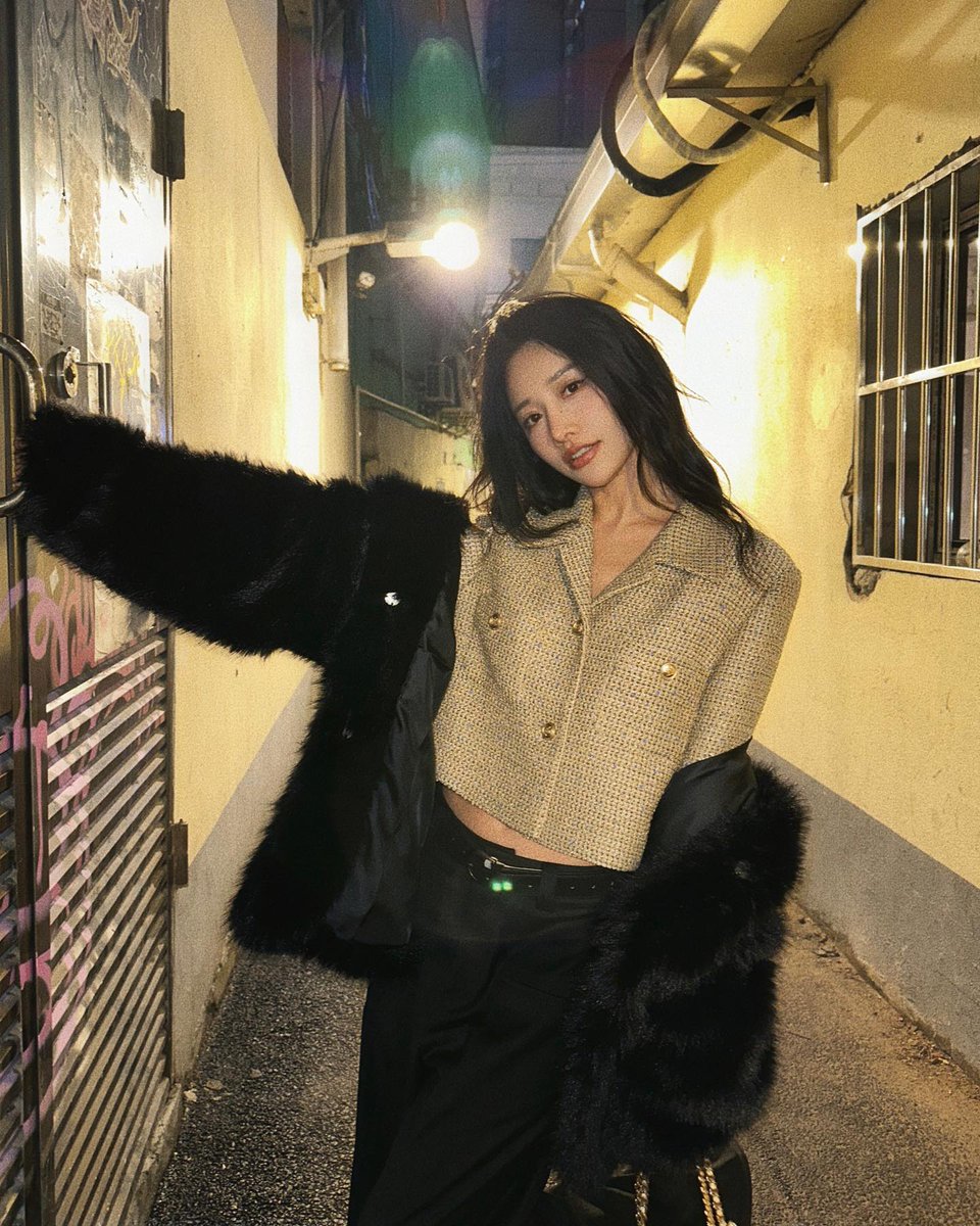mona_vital's tweet photo. 雨が降るからこそ、虹の美しさがより引き立つものだ。みんなの意見も聞かせてね。 🌙☕
CdKM https://t.co/NrrqUKJppN