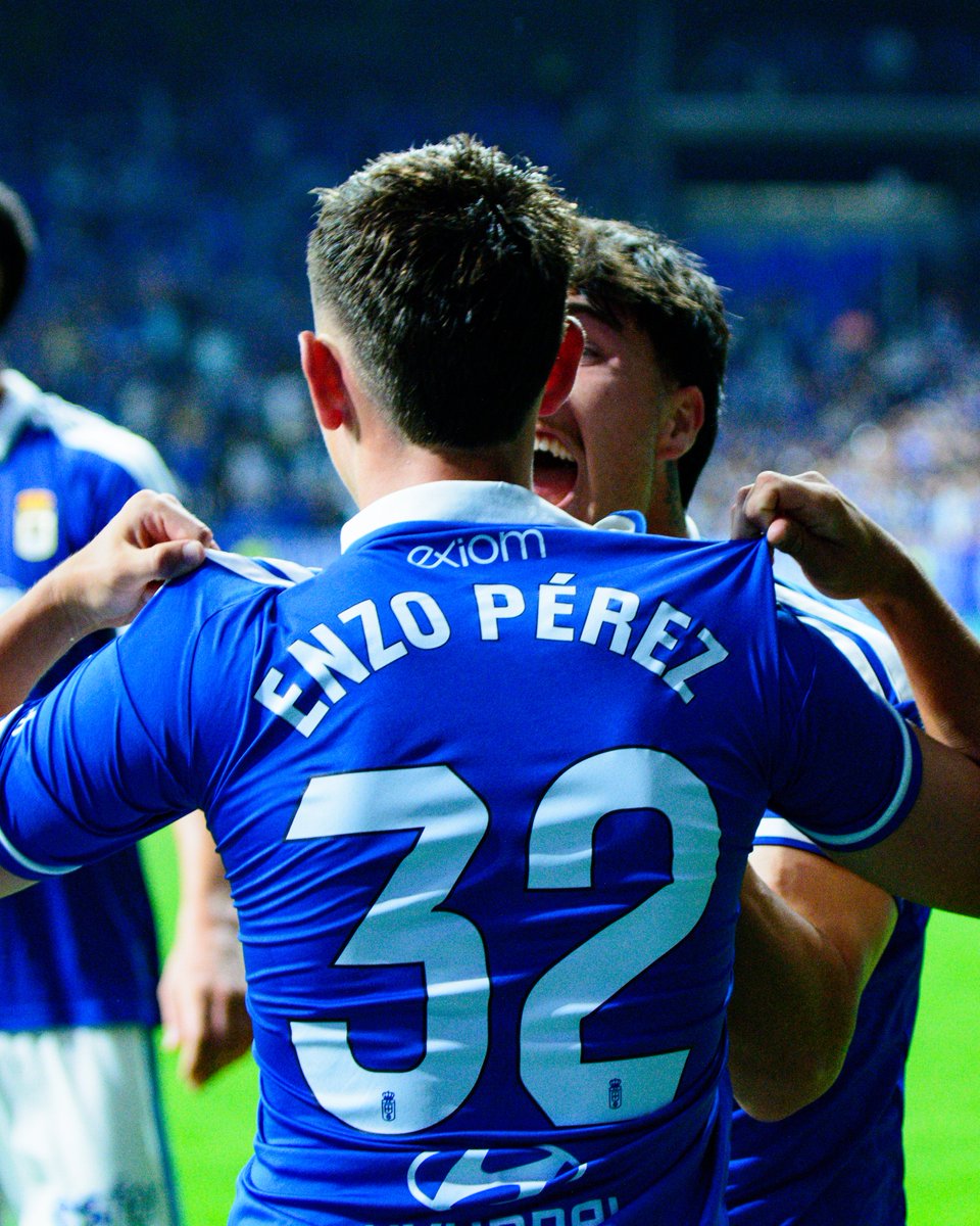 RealOviedo's tweet photo. Ser del #RealOviedo no ye guapo.

YE GUAPÍSIMO 💙

#RealOviedoRealSporting
#VamosOviedo 🔵⚪️
#DíadePartido https://t.co/4CIorXCGk7