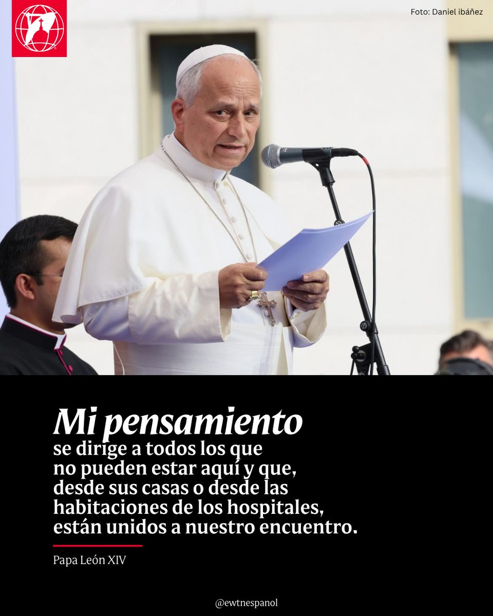 EWTNespanol's tweet photo. Un mensaje del Papa León XIV a los enfermos: 
"Queridos hermanos y hermanas enfermos, quiero decirles: ustedes no son un peso, son el corazón palpitante de nuestra humanidad y un tesoro precioso para la Iglesia. Acompaño con la oración las pruebas que están atravesando. Mi pensamiento se dirige a todos los que no pueden estar aquí y que, desde sus casas o desde las habitaciones de los hospitales, están unidos a nuestro encuentro. Les encomiendo a todos al amor maternal de la Madre del Señor, pidiéndole que les alcance los consuelos de su Hijo Jesús. ¡Que Dios los bendiga y los proteja!"