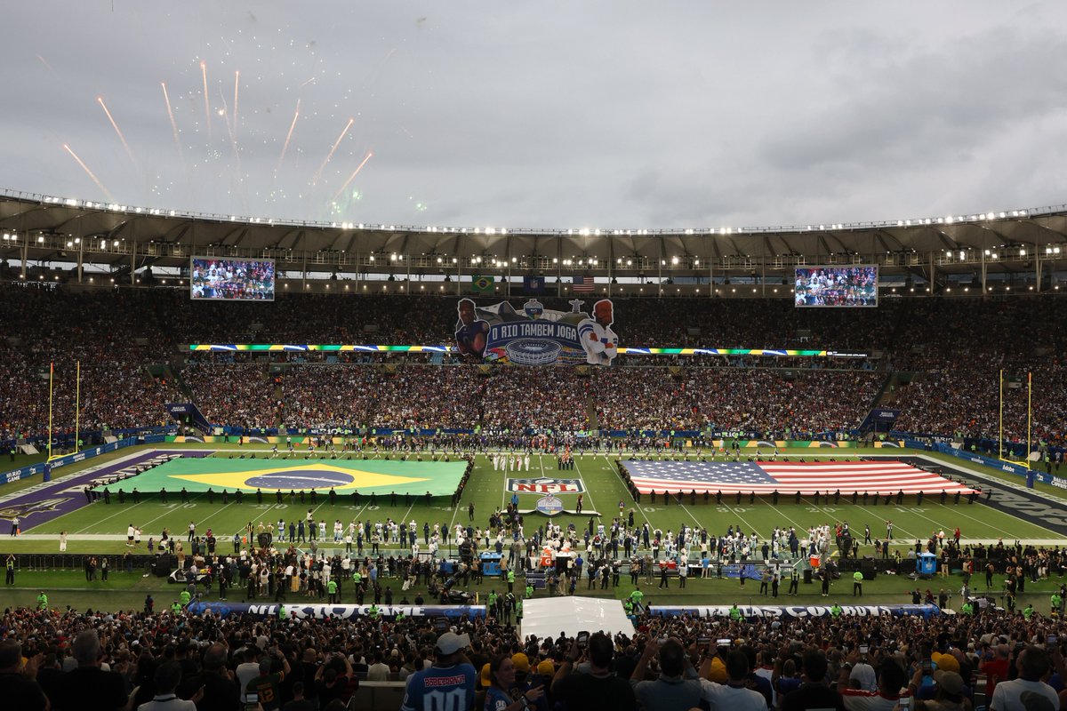 NFLBrasil's tweet photo. O MARACA TAMBÉM É NOSSO 🇧🇷🏈 https://t.co/5hbkTXmPye