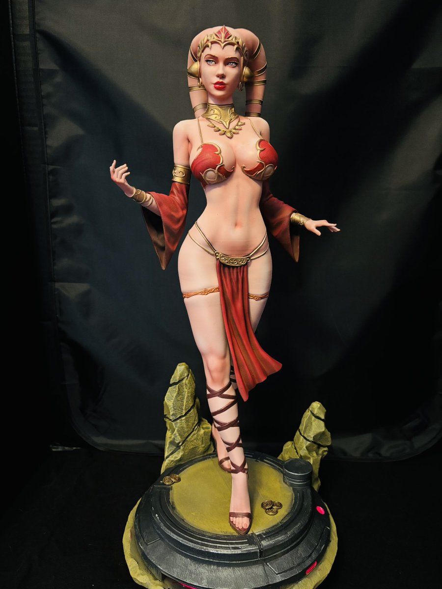 ArtiStiKnstuff's tweet photo. Twilekk Hostess - sculpted by raam.3d from leandro_abe, the figure and parts of the base are resin, the main part of the base is PLA, and it was painted with various acrylics. Parts of the base glow under UV light.
#starwars #3dprinted #handpainted #pinup https://t.co/tkE1DGt3Jd