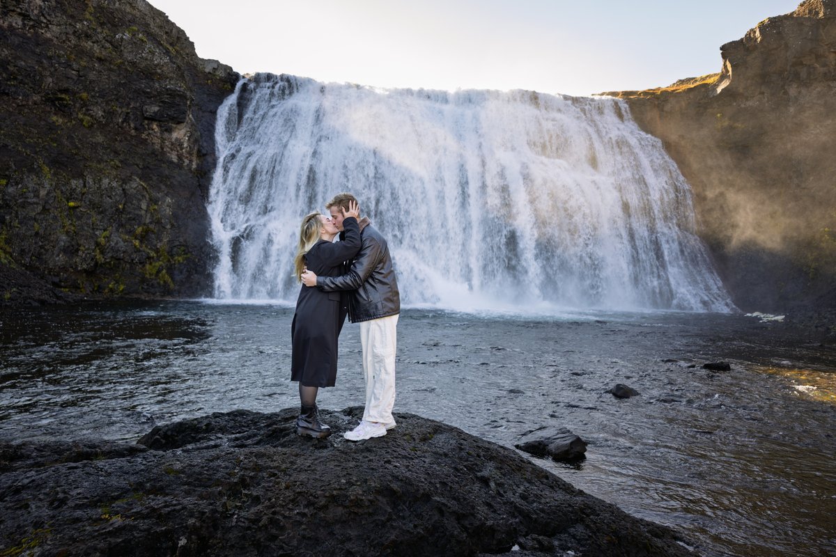NotGooser's tweet photo. I know I dont update on Twitter much anymore but... 
I would like to share an extremely important and happy moment in my life

A genuine blessing and lifesaver ❤️💍 https://t.co/hQ7u9aOHSn