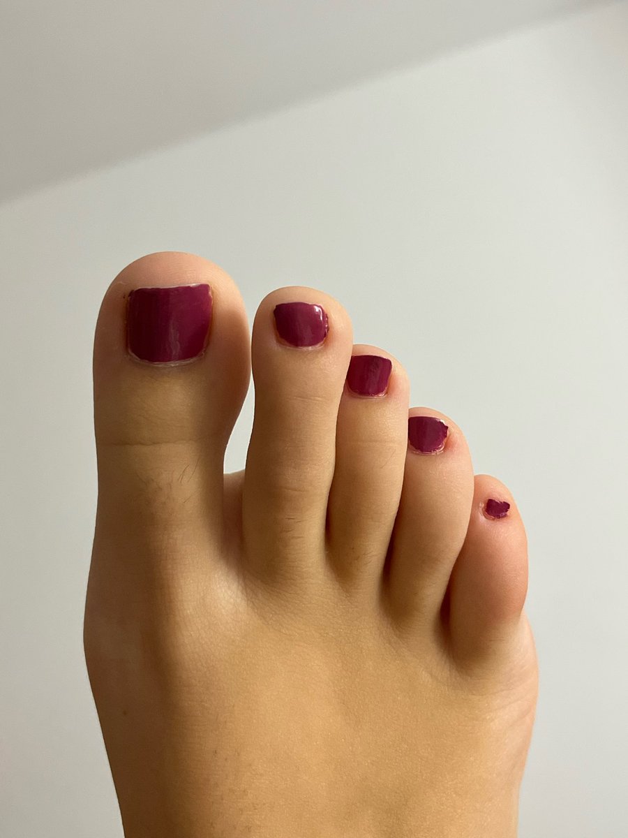 cherrysoles99's tweet photo. Buenas noches💜
#pies #feet #feetfinder #fetiche https://t.co/4pzdje7vLj